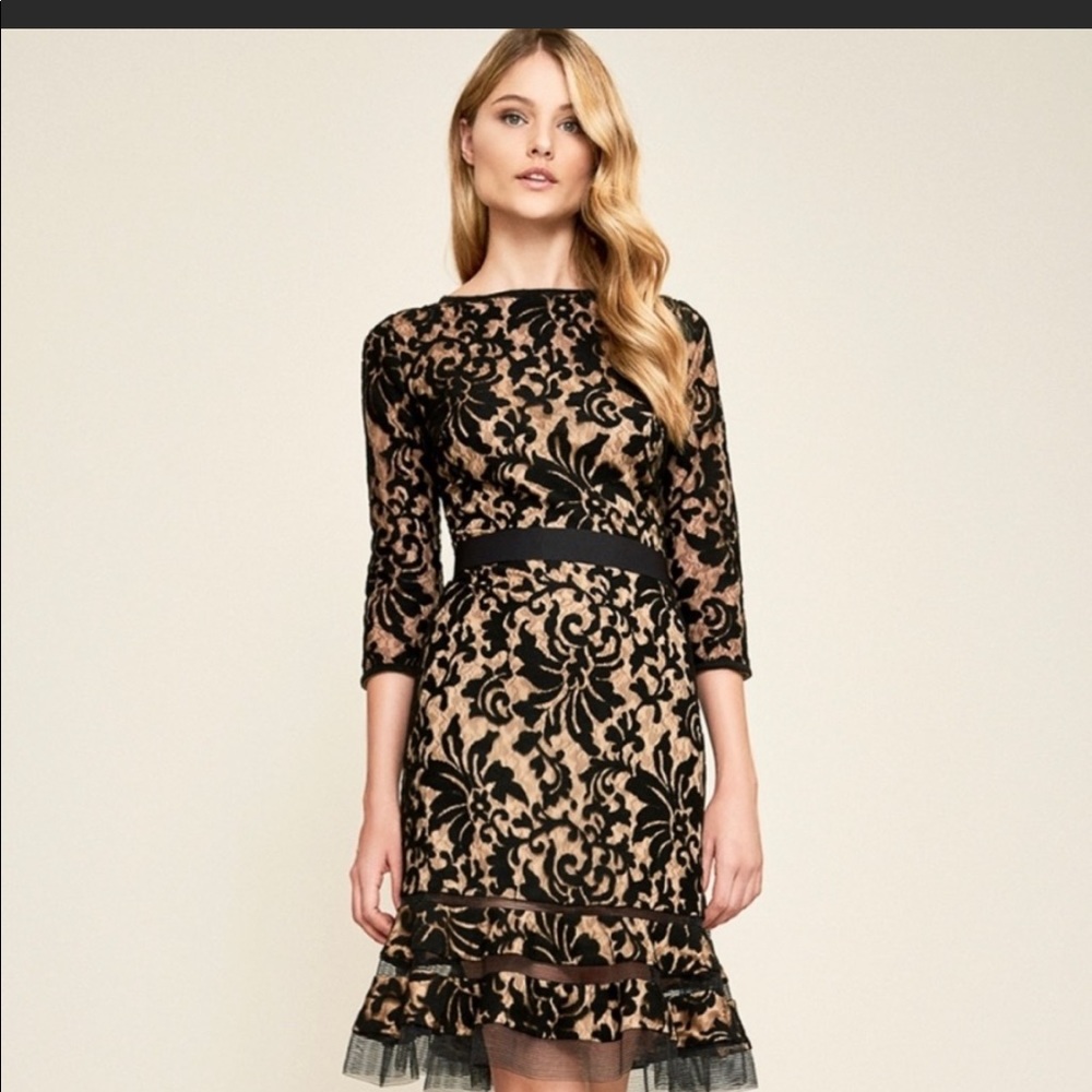 Tadashi Shoji 12 boatneck black embroidered NWT